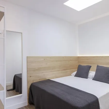 Ola Living Camp Nou Apartment