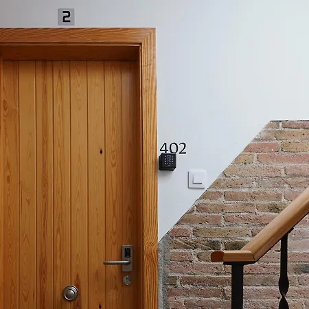 Ola Living Camp Nou Apartment